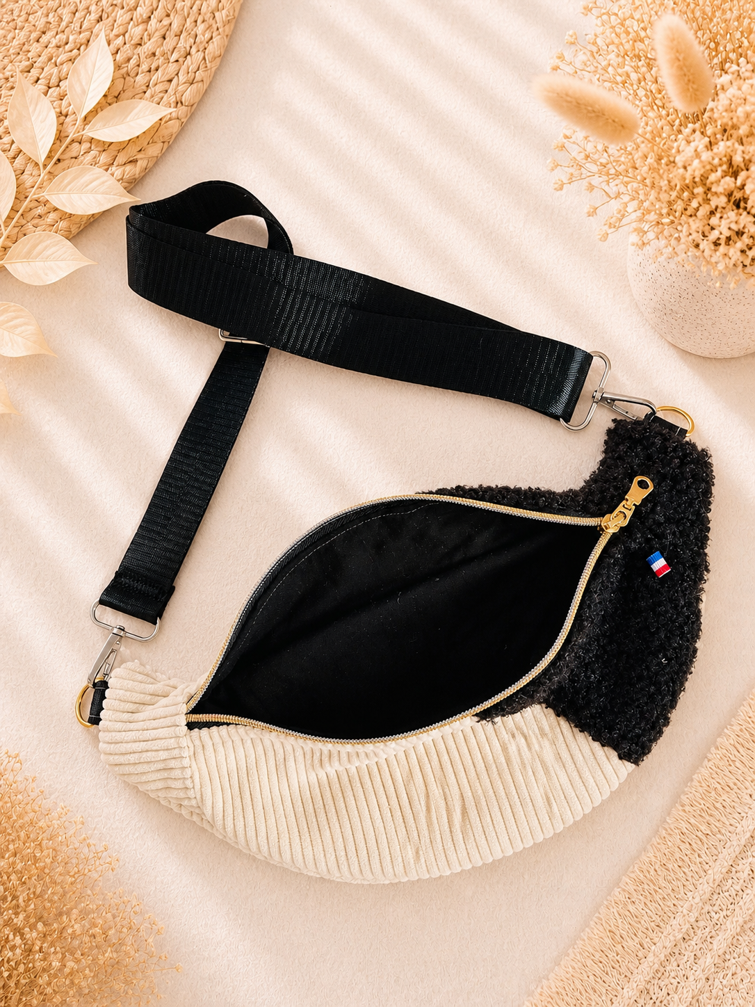 Banana black and cream